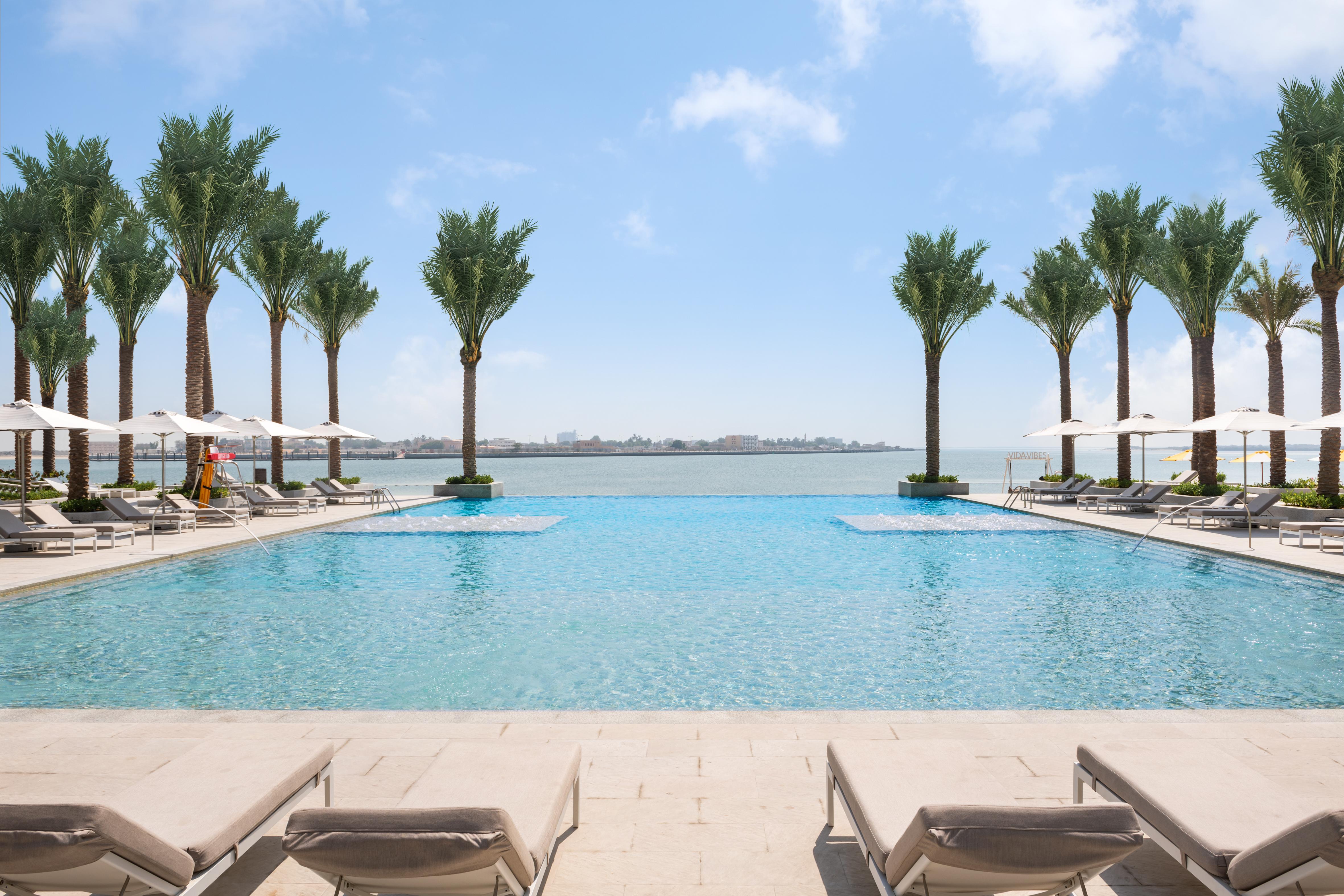 Vida Beach Resort Umm Al Quwain Ngoại thất bức ảnh The Cove, Atlantis, The Palm